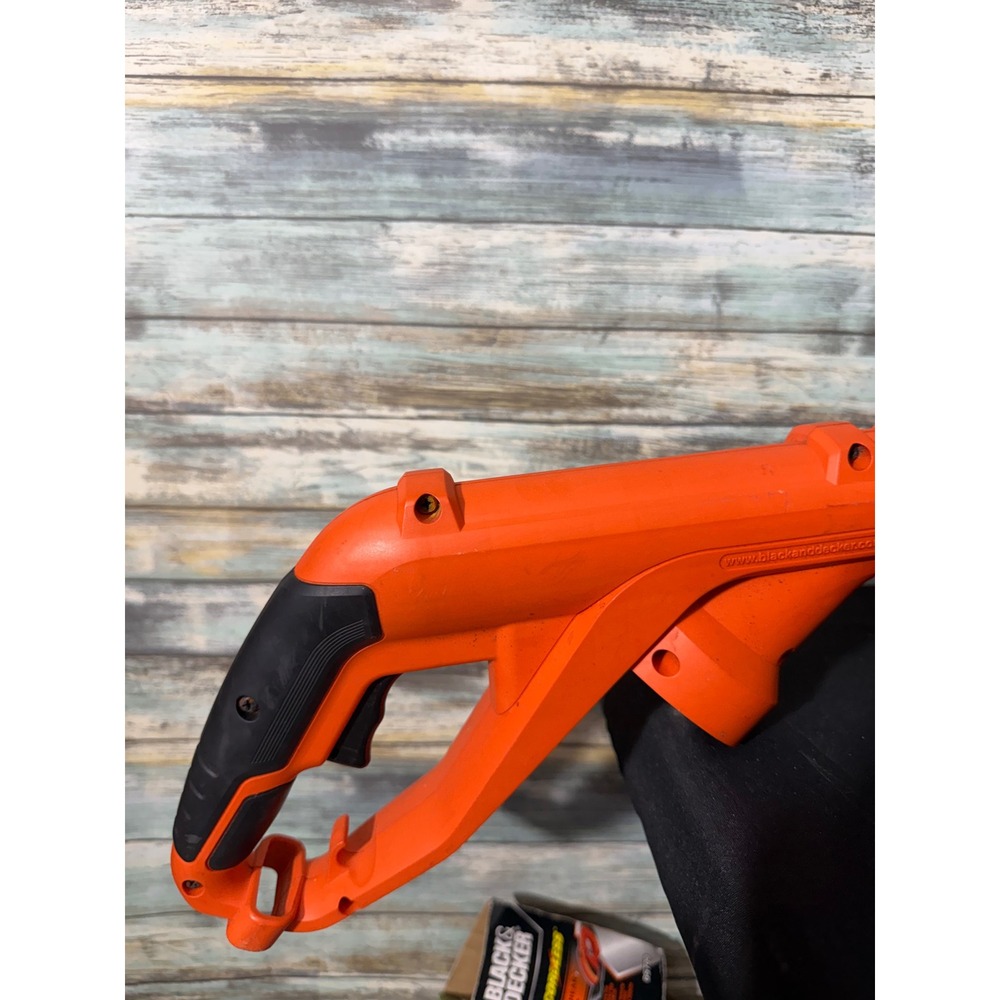 Black & Decker GH900 String Trimmer 14" Orange Good 6.5A Corded Electric Edger - Picture 4 of 7